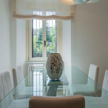 Apartment Old Wall Como Center Екстер'єр фото