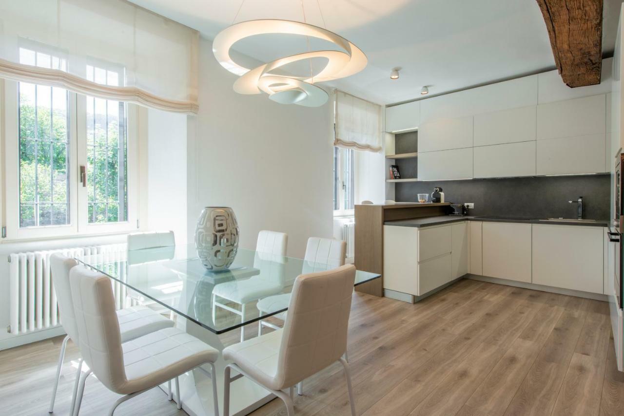 Apartment Old Wall Como Center Екстер'єр фото