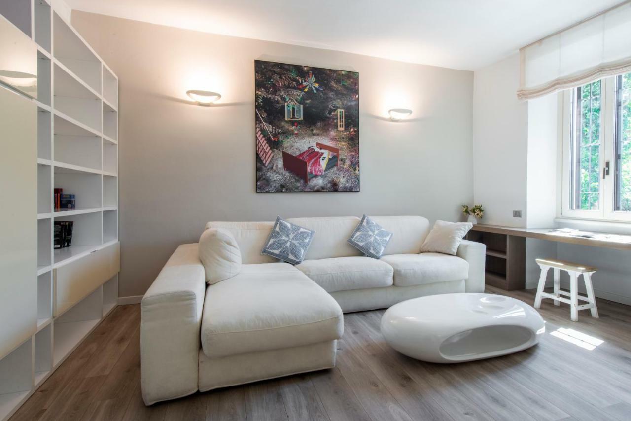 Apartment Old Wall Como Center Екстер'єр фото